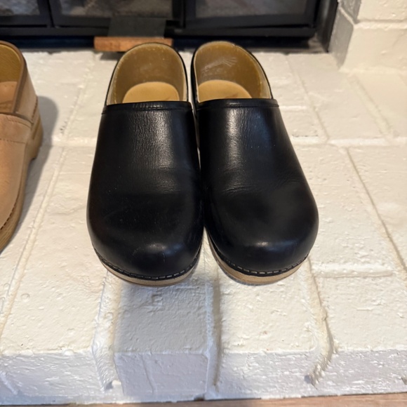 Dansko Clogs - Picture 6 of 6